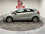 Kia Rio 1.2 CVVT Comfort Pack, Airco, Lichtmetaal, In hoogte verstelbare stoel, Isofix, Electrische ramen voor en achter, Prijs incl. nieuwe apk, beurt en 3 mnd garantie