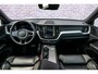 Volvo XC60 2.0 B5 R-Design | Harman Kardon Audio | Panoramadak | Head-up Display | Trekhaak | Achteruitrijcamera | Standkachel | BLIS | Navigatie | Apple Carplay | Android Auto | Sportstoelen | Elektrisch Verstelbare Voorstoelen | Stoelverwarming