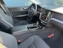 Volvo V60 2.0 T6 Recharge AWD Business Pro | Trekhaak | BLIS | Adaptieve CC | Pilot Assist | Camera | Standkachel | All-seasons |
