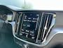 Volvo V60 2.0 T6 Recharge AWD Business Pro | Trekhaak | BLIS | Adaptieve CC | Pilot Assist | Camera | Standkachel | All-seasons |