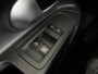 Volkswagen Up! 1.0 65 pk | Navigatie via App | Airco | Rijstrooksensor | DAB ontvanger |
