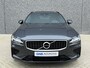 Volvo V60 2.0 T8 Twin Engine AWD R-Design | Pano | Dodehoekassistent | Carplay | Harman Kardon | Rijhulp | Rijstrookassistent |