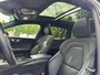Volvo V60 2.0 T8 Twin Engine AWD R-Design | Pano | Dodehoekassistent | Carplay | Harman Kardon | Rijhulp | Rijstrookassistent |