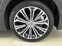 Toyota Corolla Touring Sports 1.8 Hybrid Executive | BTW Voertuig | Head-Up Display | Dodehoek detectie | Parkeersensoren voor+achter met assistent | Stoelverwarming | Elekrische achterklep |