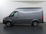 Mercedes-Benz Sprinter 319 | 3.0 CDI V6 | L2 H2 | DODEHOEK DETECTIE | CLIMATE CONTROL | TREKHAAK | CRUISE CONTROL | VERWARMBAAR VOORRUIT | STOELVERWARMING | LED KOPLAMPEN | PARKEERCAMERA | NAVIGATIE | 3-ZITS | V6
