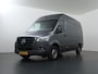 Mercedes-Benz Sprinter 319 | 3.0 CDI V6 | L2 H2 | DODEHOEK DETECTIE | CLIMATE CONTROL | TREKHAAK | CRUISE CONTROL | VERWARMBAAR VOORRUIT | STOELVERWARMING | LED KOPLAMPEN | PARKEERCAMERA | NAVIGATIE | 3-ZITS | V6