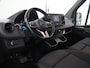 Mercedes-Benz Sprinter 319 | 3.0 CDI V6 | L2 H2 | DODEHOEK DETECTIE | CLIMATE CONTROL | TREKHAAK | CRUISE CONTROL | VERWARMBAAR VOORRUIT | STOELVERWARMING | LED KOPLAMPEN | PARKEERCAMERA | NAVIGATIE | 3-ZITS | V6