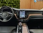 Volvo XC60 2.0 T8 Plug-in hybrid AWD Ultra Dark | Trekhaak | Massage/ventilatie | 360 Cam | Pano | Harman/Kardon