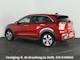 Kia Niro EV e-Niro Dynamic Line 64 kWh SOH 99% | 450 km actieradius | Stuur-/& Stoelverwarming | Parkeersensoren |