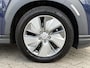 Hyundai Kona Electric EV Comfort 64 kWh / SOH 100% / Stoel en Stuur verwarming / Automaat / All-season banden / Afneembare Trekhaak /