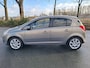 Opel Corsa 1.2-16V '111' Edition NW APK , BLANKE LAK SCHADE OP DAK
