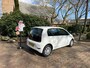 Volkswagen Up! 1.0 Life mooie auto airco/telefoon