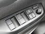 Toyota Yaris 1.5 Hybrid Dynamic Comfort Pack | BTW Voertuig | Dodehoek detectie | Stoel+stuurverwarming | Parkeersensoren voor+achter | Draadloze telefoonlader | Apple CarPlay/Android Auto | Cruise Control Adaptive | DAB+ | Achteruitrij