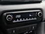 Toyota Yaris 1.5 Hybrid Dynamic Comfort Pack | BTW Voertuig | Dodehoek detectie | Stoel+stuurverwarming | Parkeersensoren voor+achter | Draadloze telefoonlader | Apple CarPlay/Android Auto | Cruise Control Adaptive | DAB+ | Achteruitrij