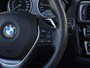 BMW 2-Serie Cabrio 220i Luxury Navigatie Camera Bi-xenon Keyless Stoelverwarming Leder Sportstoelen Trekhaak 18"
