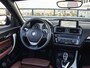 BMW 2-Serie Cabrio 220i Luxury Navigatie Camera Bi-xenon Keyless Stoelverwarming Leder Sportstoelen Trekhaak 18"