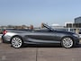BMW 2-Serie Cabrio 220i Luxury Navigatie Camera Bi-xenon Keyless Stoelverwarming Leder Sportstoelen Trekhaak 18"