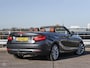 BMW 2-Serie Cabrio 220i Luxury Navigatie Camera Bi-xenon Keyless Stoelverwarming Leder Sportstoelen Trekhaak 18"