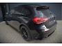 Mercedes-Benz A-klasse 250 e Business Solution AMG Limited | Panoramadak | Stoelverwarming | Multibeam | Memory Seats | Keyless | Ambiance Verlichting | Camera | Cruise Control |