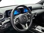 Mercedes-Benz A-klasse 180 Business Solution Luxury (SFEERVERLICHTING, STOELVERWARMING, CAMERA, 1e EIGENAAR)