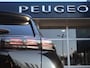 Peugeot 2008 SUV Allure Mild Hybride 145PK e-DCS6 Automaat, Rijklaarprijs, Navigatie 360° Camera Adaptieve Cruise Control DAB+ LED