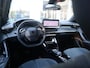 Peugeot 2008 SUV Allure Mild Hybride 145PK e-DCS6 Automaat, Rijklaarprijs, Navigatie 360° Camera Adaptieve Cruise Control DAB+ LED