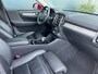 Volvo XC40 1.5 T5 Recharge Inscription | Pano | Trekhaak | 360 Camera | Memory | Harman/Kardon | Leder | Verwarmde voorruit |