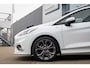 Ford Fiesta 1.0 EcoBoost ST-Line | Apple Carplay/Android Auto | DAB | Winter pack | Cruise Control | Navi | 17 inch LM Velgen | Apple Carplay/Android Auto|telefoonintegratie premium | Cruise control | DAB ontvanger