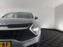 Kia Sportage 1.6 T-GDi Hybrid Dynamic-Line AWD (Plug-In) (INCL-BTW)  Aut. *FULL-LED | ADAPTIVE-CRUISE | WIDESCREEN-COCKPIT | NAVI-FULLMAP | DAB | COMFORTSEATS | ECC | SHIFTPADDLES | CAMERA | PDC | CARPLAY | 19''ALU*