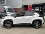 Toyota Yaris Cross 1.5 HYBRID 130 GR-SPORT HEAD-UP JBL-AUDIO 18'' LM-VELGEN PARK-SENSOREN BLIND SPOT KEYLESS NAVI APPLE/ANDROID CLIMA AD-CRUISE LED