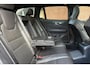 Volvo V60 T8 Twin Engine AWD R-Design | Trekhaak | Geventileerde Comfortstoelen | Parkeercamera | Harman Kardon | Apple Carplay/ Android Auto | BLIS Dodehoekdetectie | Elektrisch Verwarmbare Voorruit | Adaptieve Cruise Control