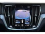 Volvo V60 T8 Twin Engine AWD R-Design | Trekhaak | Geventileerde Comfortstoelen | Parkeercamera | Harman Kardon | Apple Carplay/ Android Auto | BLIS Dodehoekdetectie | Elektrisch Verwarmbare Voorruit | Adaptieve Cruise Control