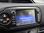 Toyota Yaris 1.5 Hybrid Bi-Tone | Achteruitrijcamera | Cruise control Adam