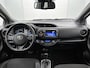 Toyota Yaris 1.5 Hybrid Bi-Tone | Achteruitrijcamera | Cruise control Adam