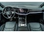 Volkswagen Touareg 3.0 TSi 4MOTION R PANO LUCHTVERING TREKHAAK LEDER HEAD UP