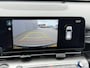 Hyundai Kona 1.6 GDI HEV Comfort Smart / Fabrieksgarantie tot 1-2030 / Stuur- & Stoelverwarming / Apple Carplay Android Auto / Achteruitrijcamera / Keyless Entry/Start / Adaptief cruise control / Climate control / Navigatie / Parkeersensoren voor en achter /