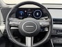 Hyundai Kona 1.6 GDI HEV Comfort Smart / Fabrieksgarantie tot 1-2030 / Stuur- & Stoelverwarming / Apple Carplay Android Auto / Achteruitrijcamera / Keyless Entry/Start / Adaptief cruise control / Climate control / Navigatie / Parkeersensoren voor en achter /
