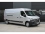 Renault Master T35 2.3 dCi 180pk L3H2 - Airco - Navigatie - Camera - Cruise - Parkeersensoren - 105l tank - Rijklaar