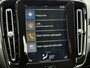 Volvo XC40 2.0 T4 R-Design | LED | Adaptieve cruise control | Blis | Elektrische achterklep | verwarmde voorstoelen + stuur | Parkeercamera | Keyless entry |