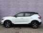 Volvo XC40 2.0 T4 R-Design | LED | Adaptieve cruise control | Blis | Elektrische achterklep | verwarmde voorstoelen + stuur | Parkeercamera | Keyless entry |