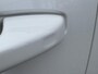 Volvo XC40 2.0 T4 R-Design | LED | Adaptieve cruise control | Blis | Elektrische achterklep | verwarmde voorstoelen + stuur | Parkeercamera | Keyless entry |