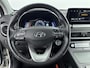 Hyundai Kona Electric EV Premium 64 kWh | SoH 96,5% | Leer | Stoel + stuurverwarming | Head-up display | Stoelventilatie | LED |