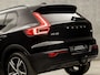 Volvo XC40 1.5 T4 Plug-in hybrid Ultimate Bright 211Pk Automaat (PANORAMADAK, BLACKPACK, APPLE CARPLAY, 360 CAMERA, TREKHAAK, LEDER/ALCANTARA, HARMAN/KARDON, GETINT GLAS, ZWART HEMEL, NIEUWSTAAT)