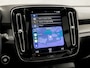 Volvo XC40 1.5 T4 Plug-in hybrid Ultimate Bright 211Pk Automaat (PANORAMADAK, BLACKPACK, APPLE CARPLAY, 360 CAMERA, TREKHAAK, LEDER/ALCANTARA, HARMAN/KARDON, GETINT GLAS, ZWART HEMEL, NIEUWSTAAT)
