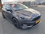 Ford Focus ST-LINE SUPER DIK RIJDT EN SCHAKELT GOED