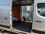 Renault Master T35 2.3 dCi L2H2 Eco DC automaat, airco, cruise control, trekhaak 2 x schuifdeur, navigatie, rijd perfect nwe apk