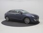 Hyundai i30 1.0 T-GDI 120PK Premium Fastback / Navigatie / Apple CarPlay & Android auto / 17" LMV / Airco Climat control / Cruise Control / Parkeersensoren voor & achter / Achteruitrijcamera / Keyless Entry & Start&Go /