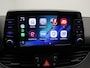 Hyundai i30 1.0 T-GDI 120PK Premium Fastback / Navigatie / Apple CarPlay & Android auto / 17" LMV / Airco Climat control / Cruise Control / Parkeersensoren voor & achter / Achteruitrijcamera / Keyless Entry & Start&Go /