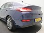 Hyundai i30 1.0 T-GDI 120PK Premium Fastback / Navigatie / Apple CarPlay & Android auto / 17" LMV / Airco Climat control / Cruise Control / Parkeersensoren voor & achter / Achteruitrijcamera / Keyless Entry & Start&Go /