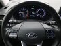 Hyundai i30 1.0 T-GDI 120PK Premium Fastback / Navigatie / Apple CarPlay & Android auto / 17" LMV / Airco Climat control / Cruise Control / Parkeersensoren voor & achter / Achteruitrijcamera / Keyless Entry & Start&Go /